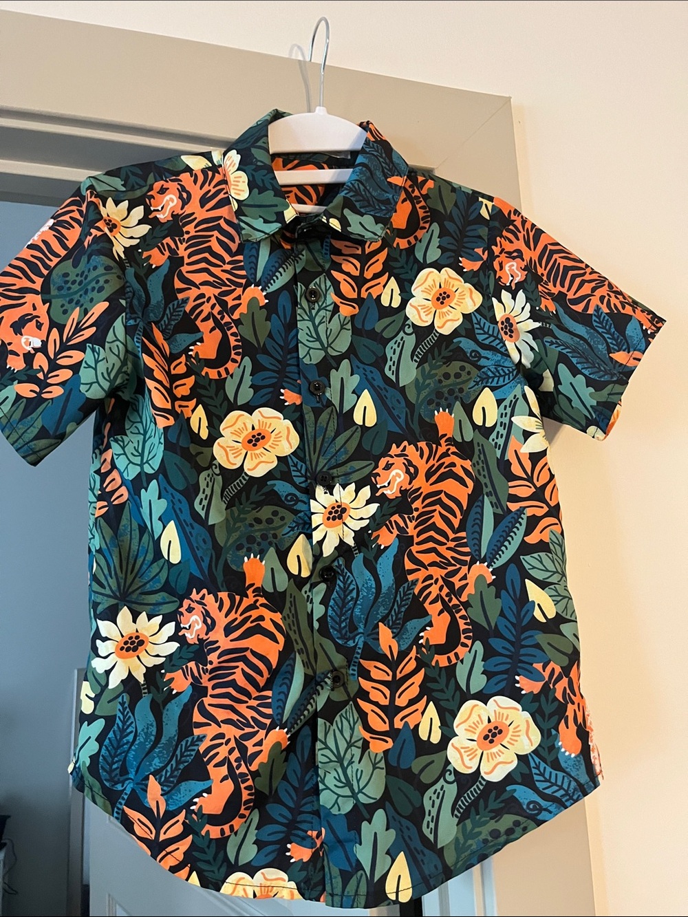 Boys sz 7/8 Short Sleeve Floral Tiger Print Shirt - Orange & Green